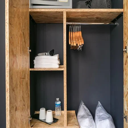 Ξενοδοχείο So'co By Happyculture Νίκαια